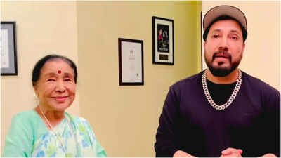 Mika Singh: 'I feel truly blessed I got to meet this legend': Mika Singh shares throwback video of when Asha Bhosle served him homemade Biryani | Hindi Movie News