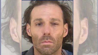 Florida man kills dog owner while trying to shoot his pet animal that was attacking a woman, police say