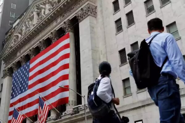 US economy grows 0.5% in Q4; shutdown, weak consumption weigh on pace