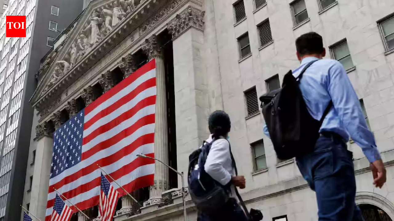 US economy grows 0.5% in Q4; shutdown, weak consumption weigh on pace