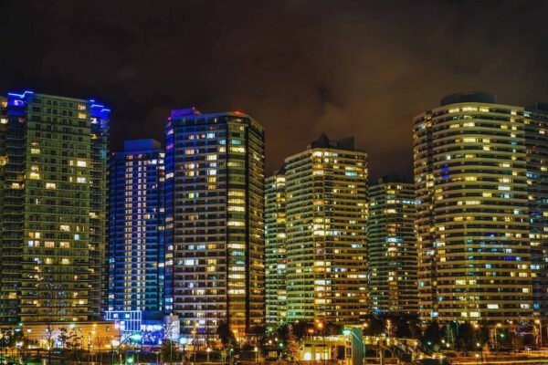Top 5 emerging real estate hotspots in India and why people are investing here