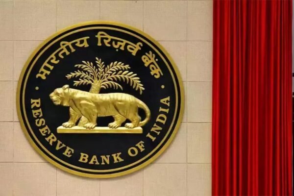 RBI asks state oil refiners to curb spot dollar buying, use credit line: Report