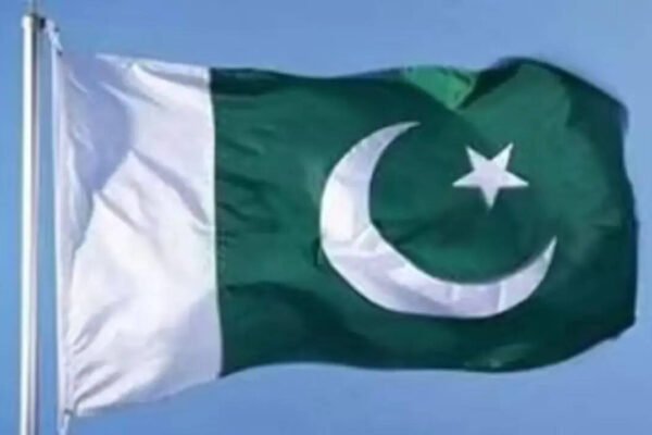 Pakistan Clears $2Bn UAE Debt  As Saudi Extends $3Bn Deposit Term