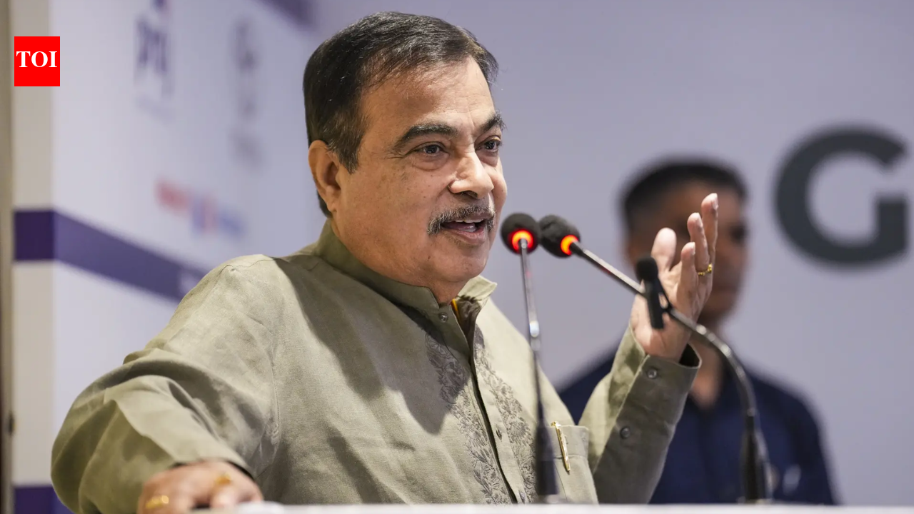 Gadkari urges shift to 100% ethanol blending, flags energy security and import risks