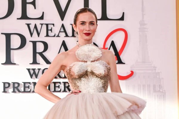 Emily Blunt picks a sculpted Schiaparelli ball gown and Mikimoto jewels for ‘The Devil Wears Prada 2’ premiere |