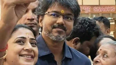 Kanika shares a heartfelt note after meeting Thalapathy Vijay in Shirdi; calls it a truly special moment | Tamil Movie News