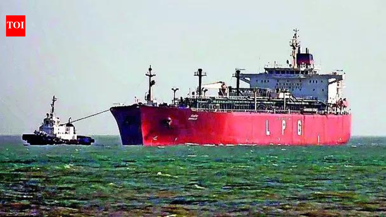 India-bound LPG tanker clears Hormuz, supply relief cargo heads to Vizag