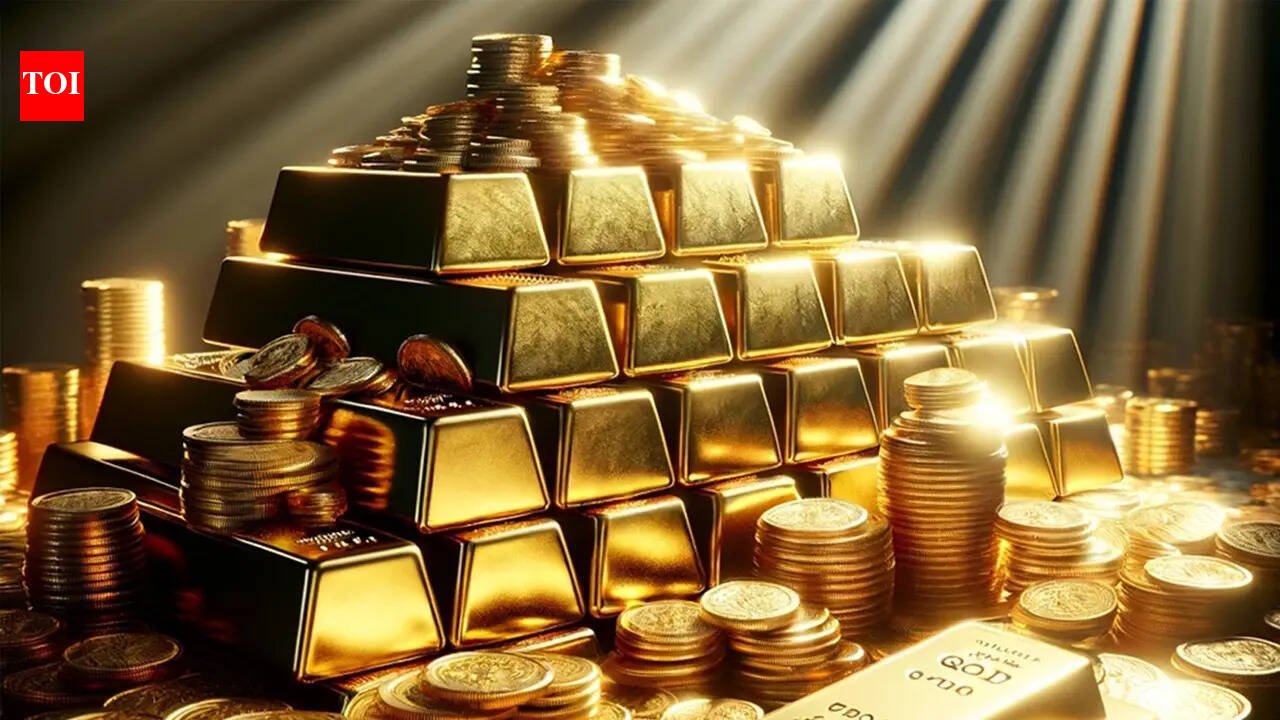 Gold, Silver Rate Today Live Updates: Gold prices hold steady as uncertainty on US-Iran talks persists