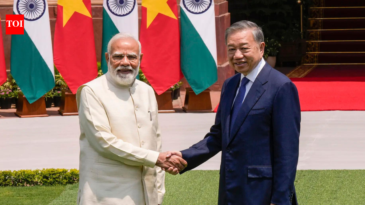 India, Vietnam elevate strategic ties, set $25 billion trade target by 2030