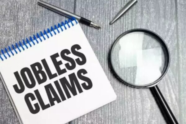 US jobless claims rise to 200,000, layoffs remain near historic lows despite economic pressures
