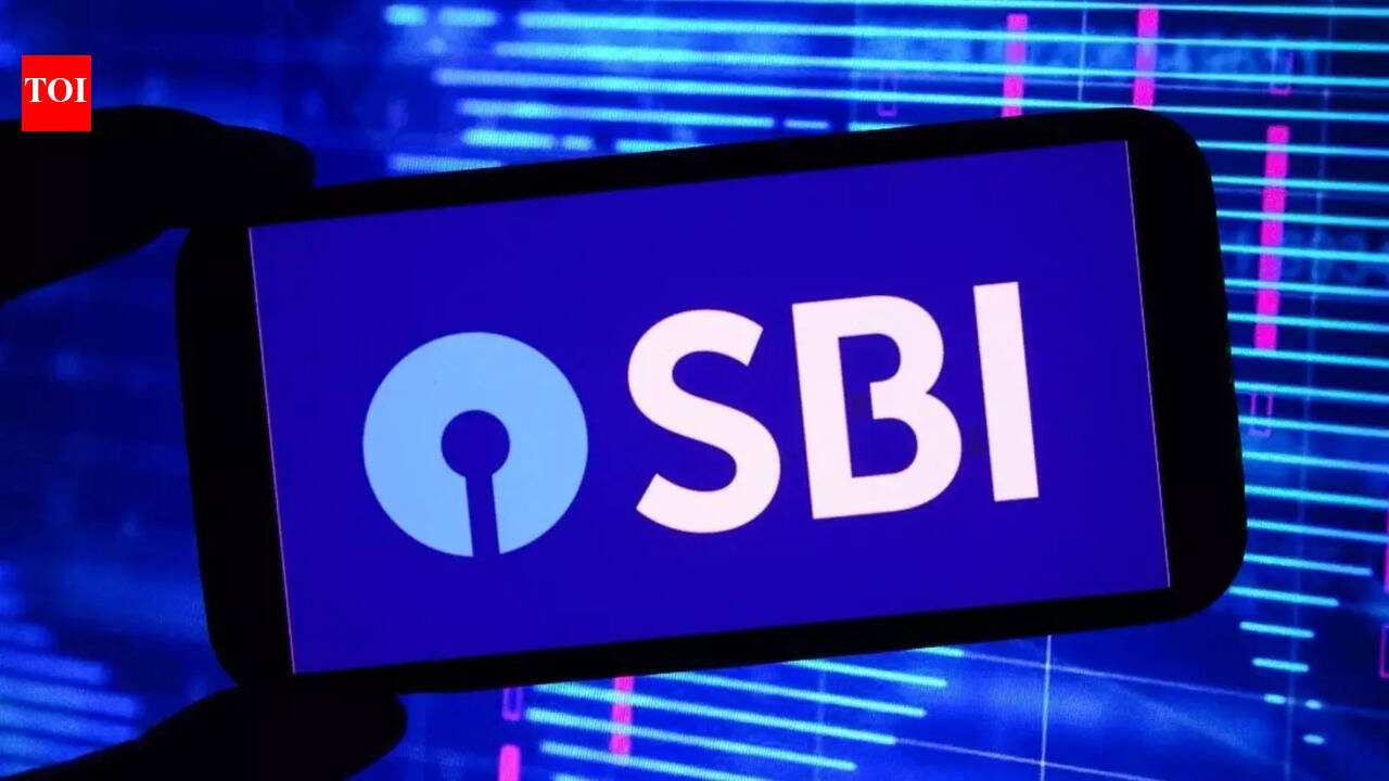SBI Q4 results: Largest lender records 6% rise in profit; share price tumbles 7%