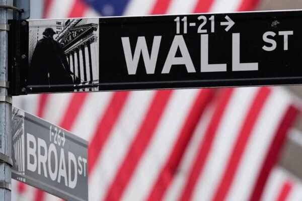 Us Stocks: US stocks today: Wall Street rises toward record highs as strong jobs data boosts investor confidence