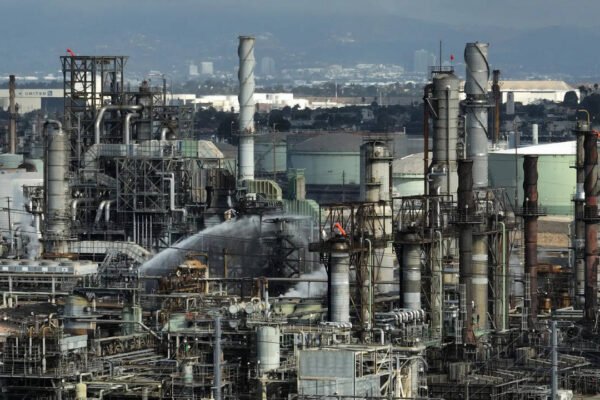 Strait trouble: Global oil tanks running dry at unprecedented pace as Hormuz remains choked