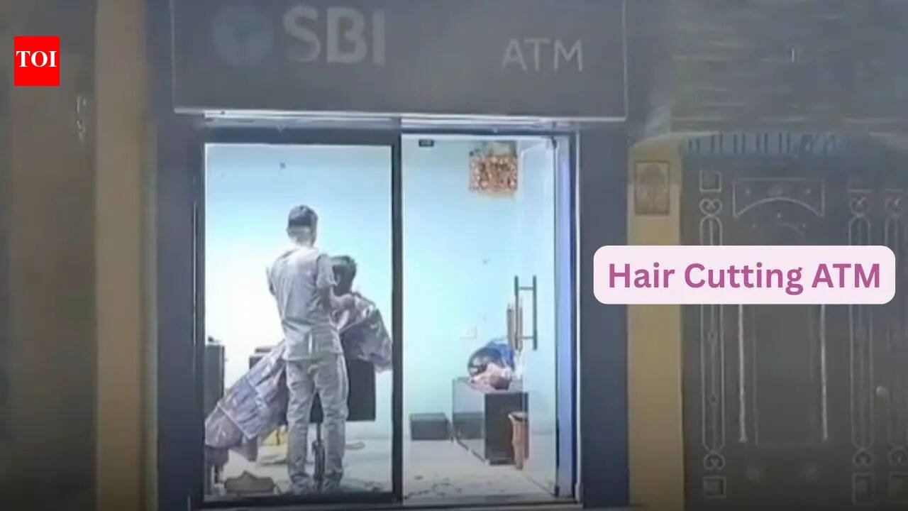 Hair Cutting Atm: Is Danapur’s ‘Hair Cutting ATM’ is Bihar’s latest travel attraction that is breaking the internet?