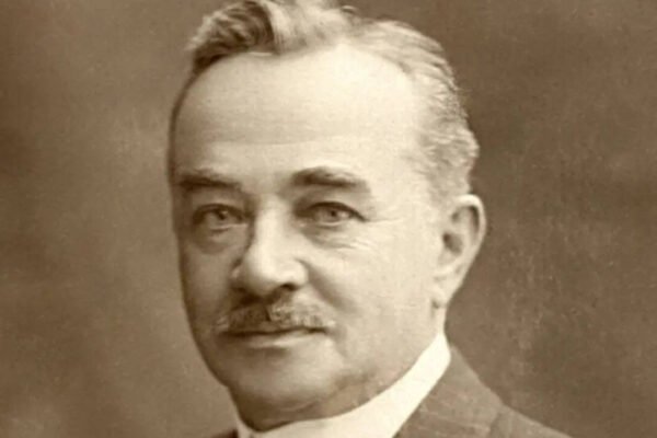 In 1893, Milton Hershey’s encounter with a chocolate-making machine at the Chicago World’s Fair established the foundation for his chocolate empire |