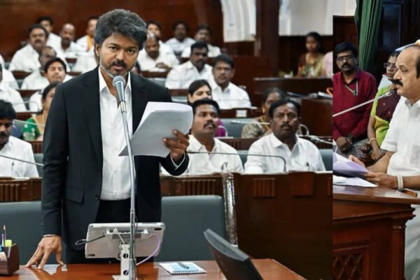 Vijay’s ‘Chief Minister Style’ is going viral