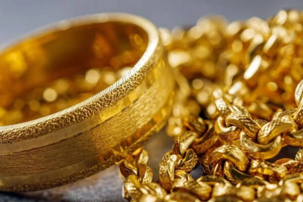 What 375, 585, 750, 916, and 999 numbers mean and how gold’s purity is hidden inside every stamp