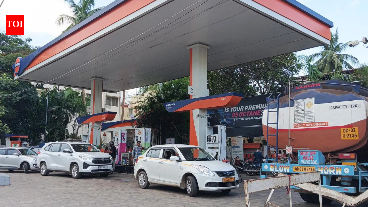 Petrol, diesel prices up by Rs 3, CNG by Rs 2, further hike likely; no change in piped gas yet
