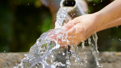 Can people be allergic to water? Scientists say this rare condition makes it possible