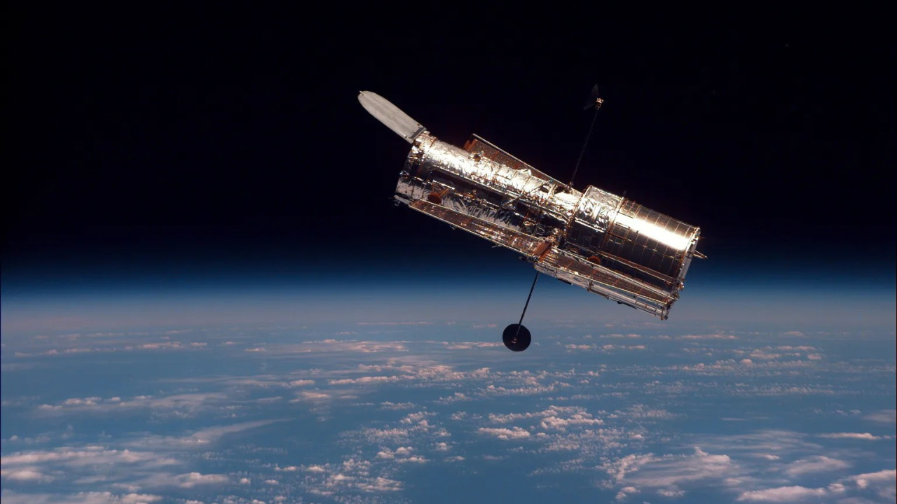 A journey across the universe​