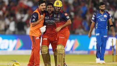 IPL 2026: RCB win last-ball thriller to knock Mumbai Indians out | Cricket News
