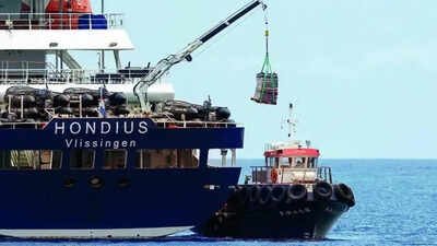 Two more passengers evacuated from cruise ship test hantavirus+