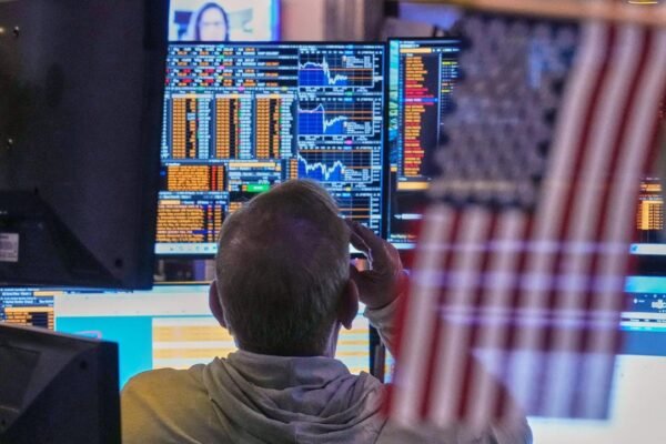 Us Stocks: US stocks today: Wall Street mixed as tech stocks slide, Iran tensions weigh on sentiment