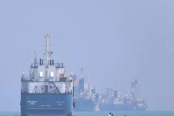 Oil prices tumble 4% as Trump announces US-Iran deal, Hormuz reopening; Brent falls below $85