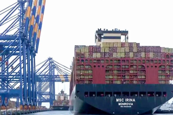 Heavy selling by foreign funds results in BOP deficit