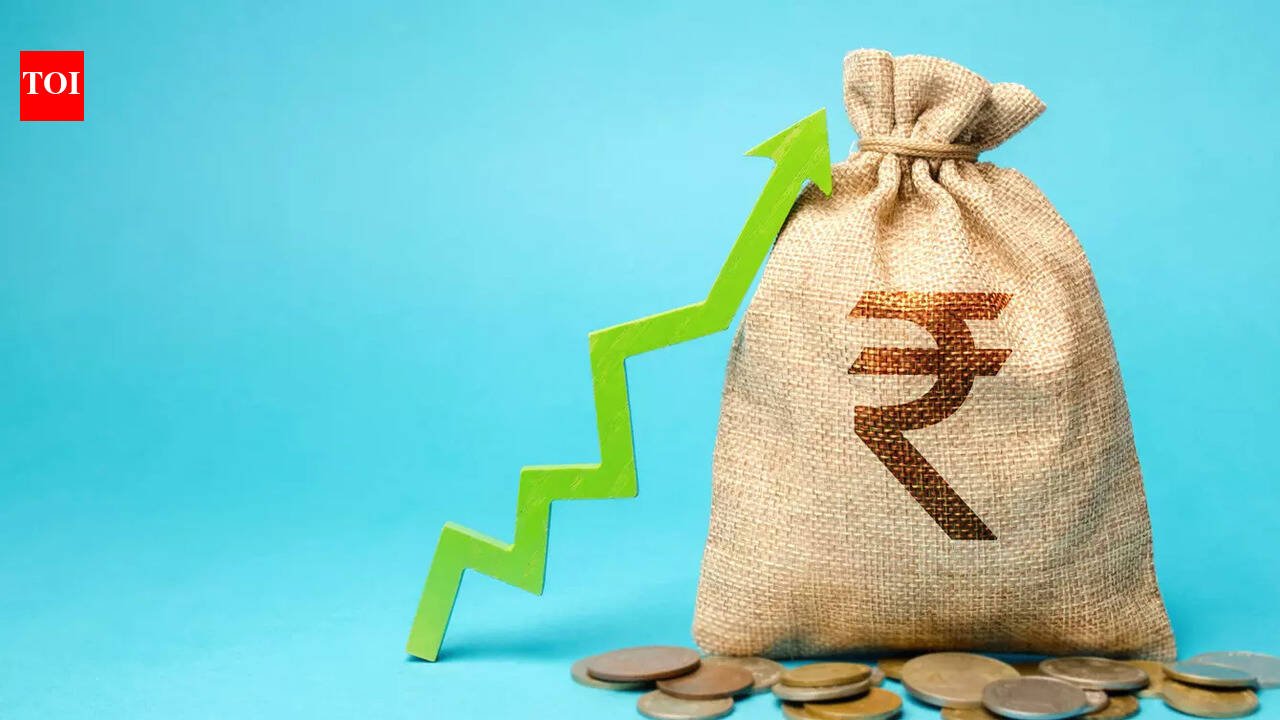 Rupee continues to rebound: Currency jumps 31 paise to 94.29 against US dollar