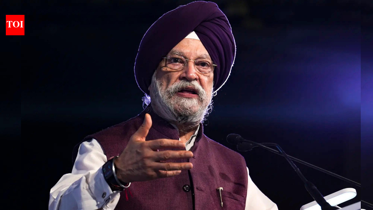 Petrol Prices: Petrol, diesel rates may ease as cheaper crude arrives, says oil minister Hardeep Puri