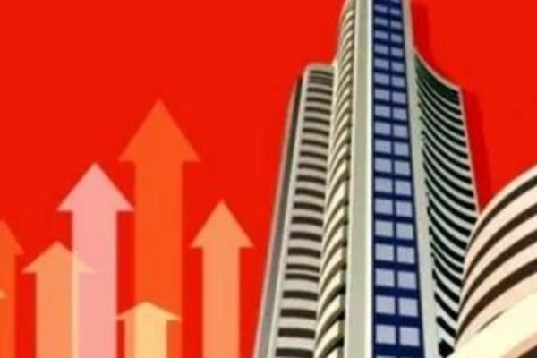 Top-10 firms gain Rs 2.15 lakh crore in a week; Airtel emerges biggest winner