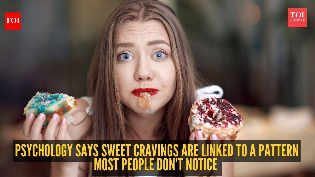 Psychology says sweet cravings are linked to a pattern most people don’t notice |