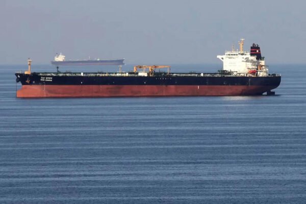 Oil prices rebound as US-Iran peace hopes temper Hormuz supply fears