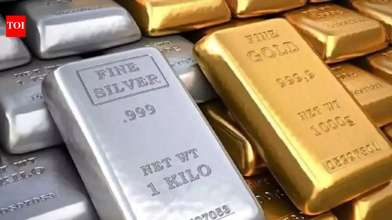 Gold, silver rate outlook: Prices face key test next week as US dollar, Iran tensions and jobs data take centre stage