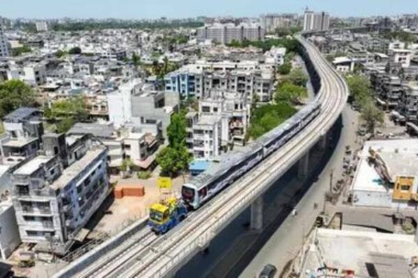 Metro premium: Bigger cities, higher pay
