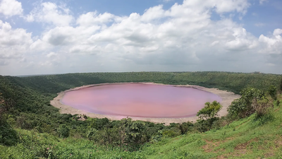 7 lakes created by meteor impacts around the world: From Lake Manicouagan to Clearwater Lakes |