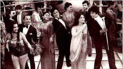 Bindu recalls Parveen Babi talking only about Amitabh Bachchan after her nervous breakdown: 'She must be loving him, we don't know' |