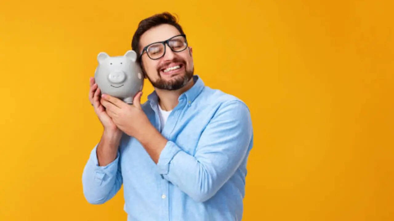 People with financial stability are happier, says psychology |