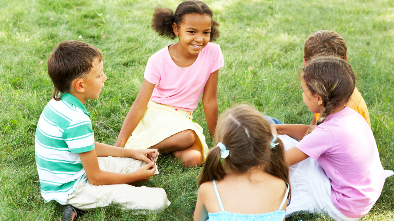 7 social skills that can help children become confident and make friends easily