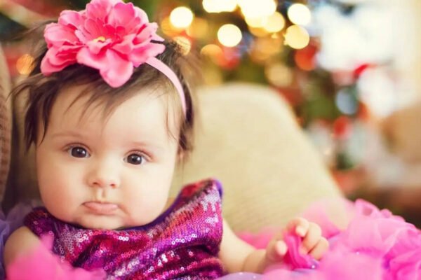 10 beautiful baby girl names inspired by spring flowers