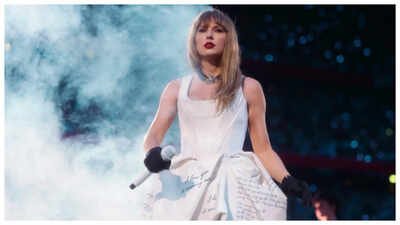 Taylor Swift: From Travis Kelce’s debut to the inflatable cobra: 5 times Taylor Swift stunned fans with her best stage moments | English Movie News