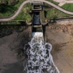Thames water crisis deepens after government objects to £10bn rescue plan