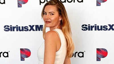 Elisha Cuthbert has sold her longtime Los Angeles home for $1.93 million after cutting the asking price by more than $1 million from its original listing