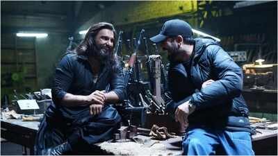 Aditya Dhar: 'Thank you for giving Dhurandhar every piece of yourself': Aditya Dhar pens heartfelt birthday post for 'force of nature' and 'brother' Ranveer Singh with UNSEEN BTS moments | Hindi Movie News