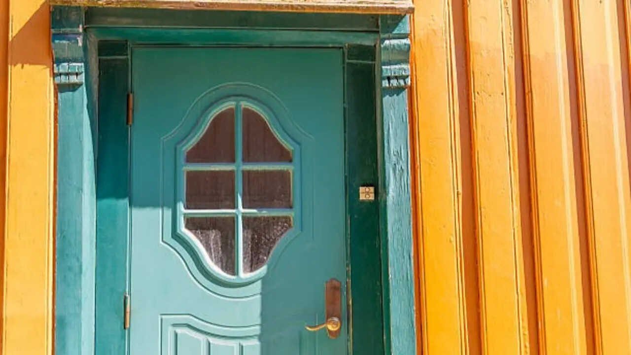 From classic to bold: 8 Front door paint ideas that can instantly transform your home's entrance