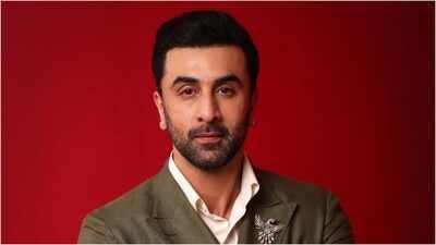 'RAM sab kuchh hain': Lyricist Dr. Kumar Vishwas recalls Ranbir Kapoor asking, 'is Ram God or man?' while preparing for 'Ramayana' | Hindi Movie News