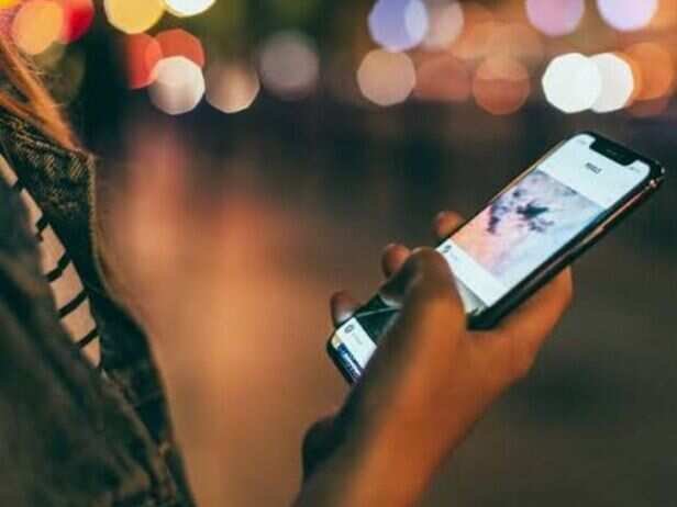 Why your brain keeps feeling the phone buzzes and notifications that never happened