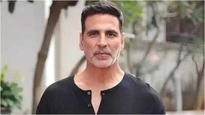John Abraham was ready to return ‘Garam Masala’ fee, was "Sweating" doing comedy reveals Akshay Kumar |