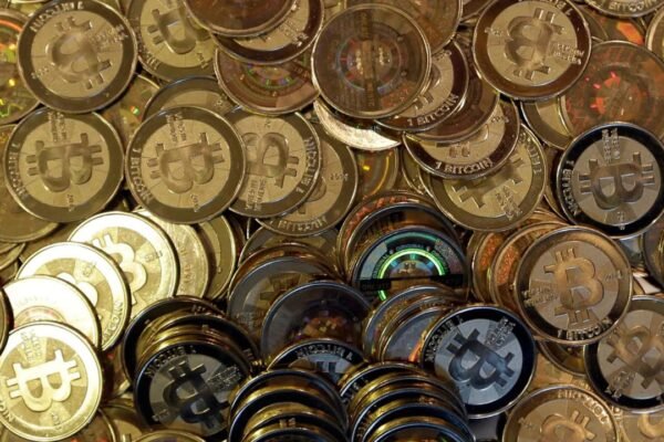 Cryptocurrency difficult to regulate, RBI tells Parliamentary panel